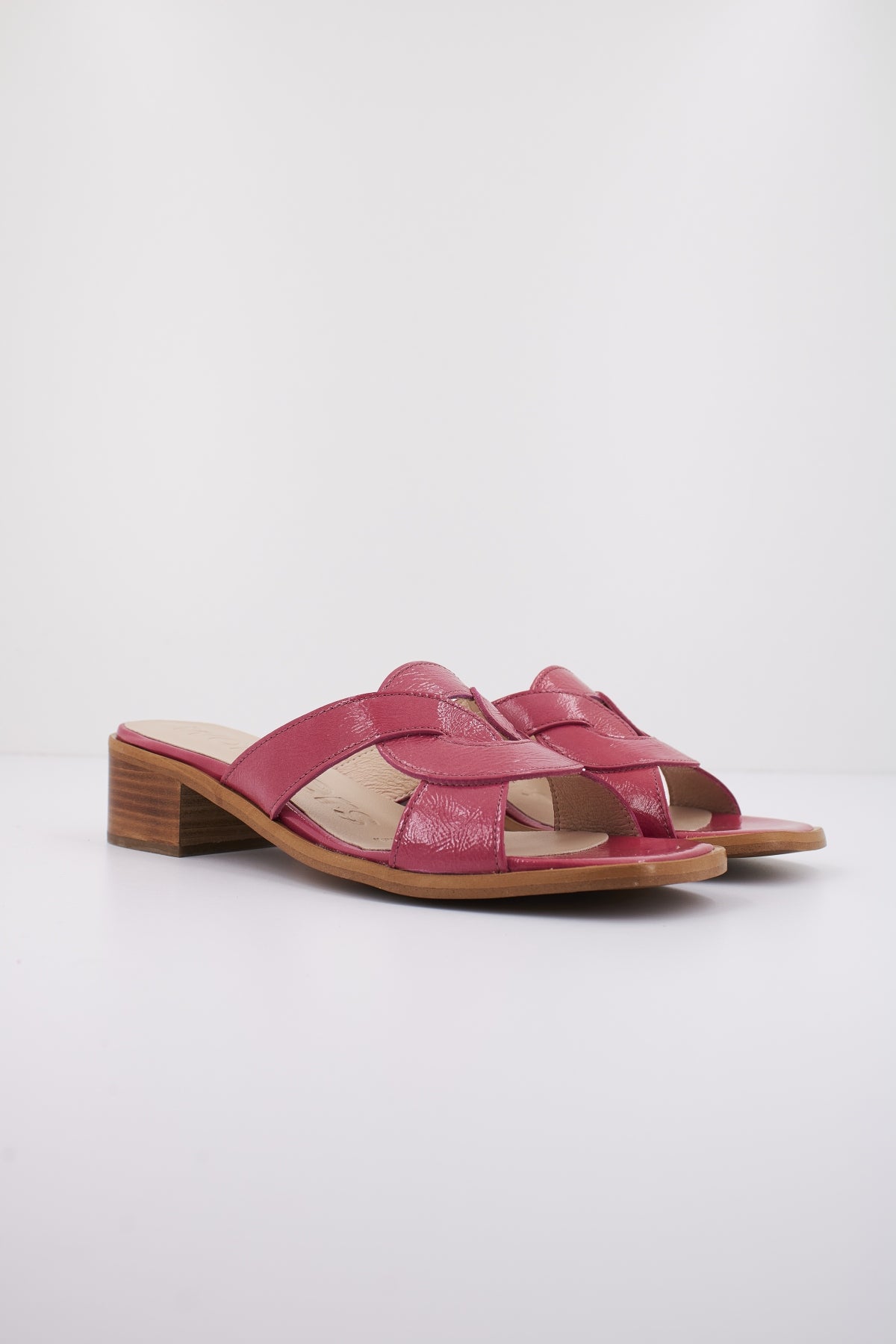 WONDERS MENORCA en color BLUSH  (2)