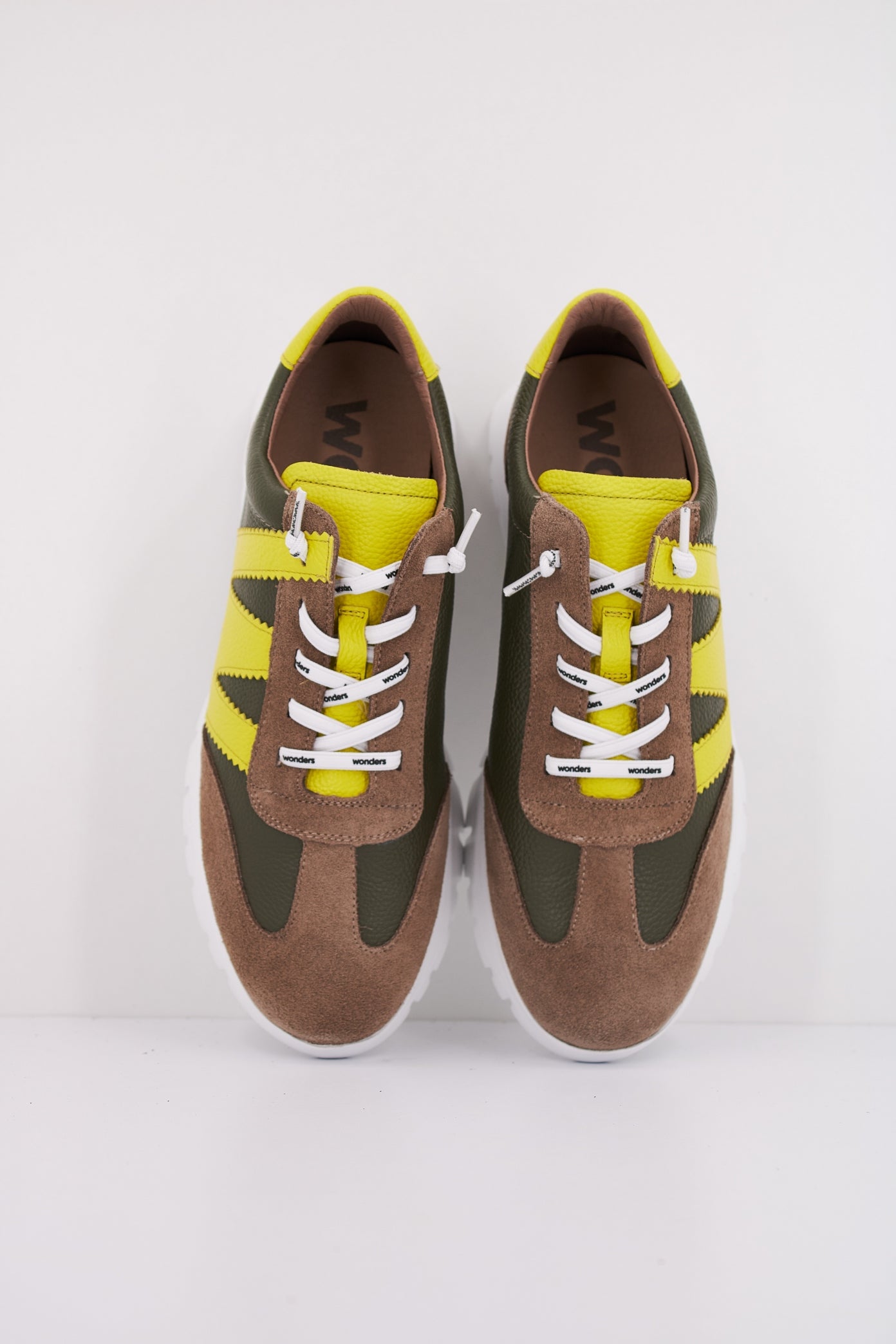 WONDERS A en color TPLGCYBR  (3)