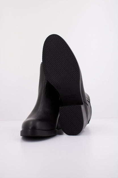 WONDERS G en color NEGRO  (5)