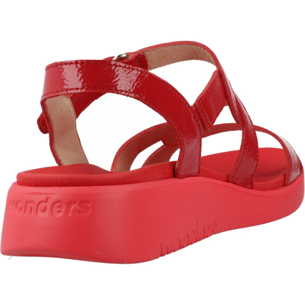 WONDERS C  en color ROJO  (3)