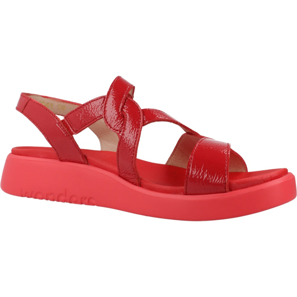 WONDERS C  en color ROJO  (5)