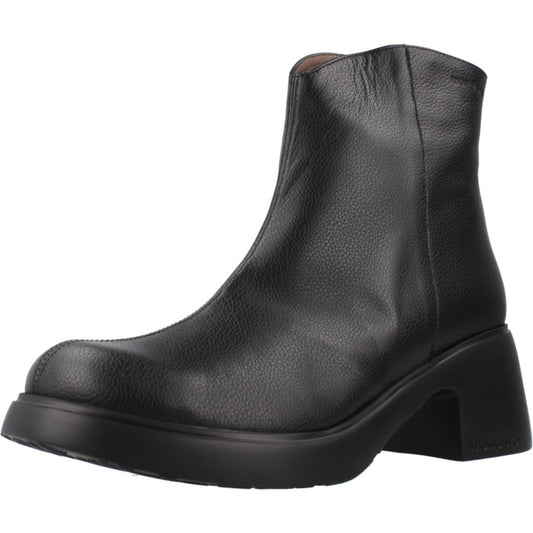 WONDERS E  en color NEGRO  (1)