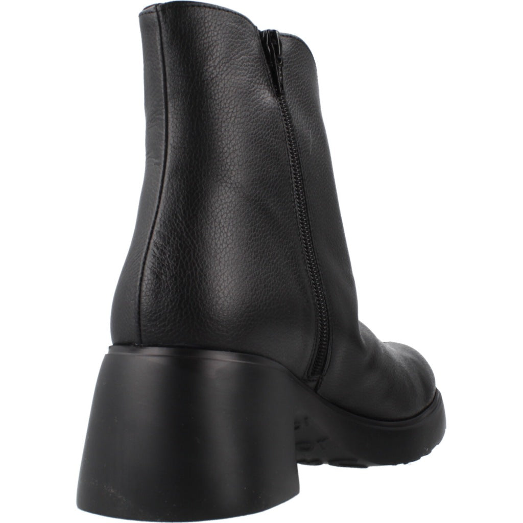 WONDERS E  en color NEGRO  (3)