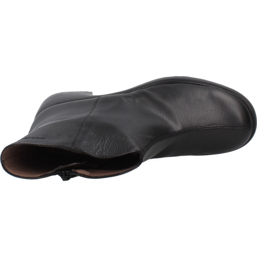 WONDERS E  en color NEGRO  (7)