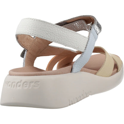WONDERS C  en color MLNVNI  (3)