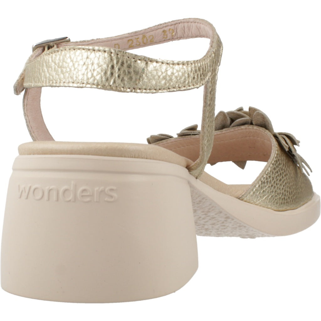 WONDERS D  en color PLATINO  (3)
