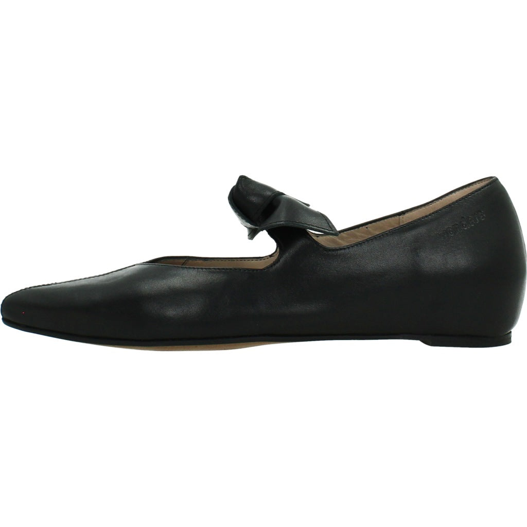 WONDERS A en color NEGRO  (2)