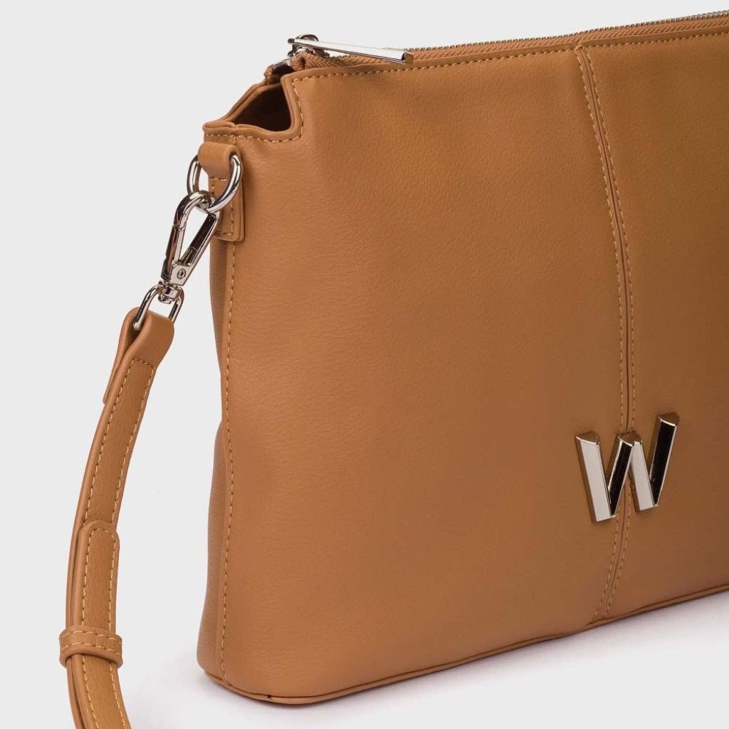 WONDERS WB  en color CUERO  (6)