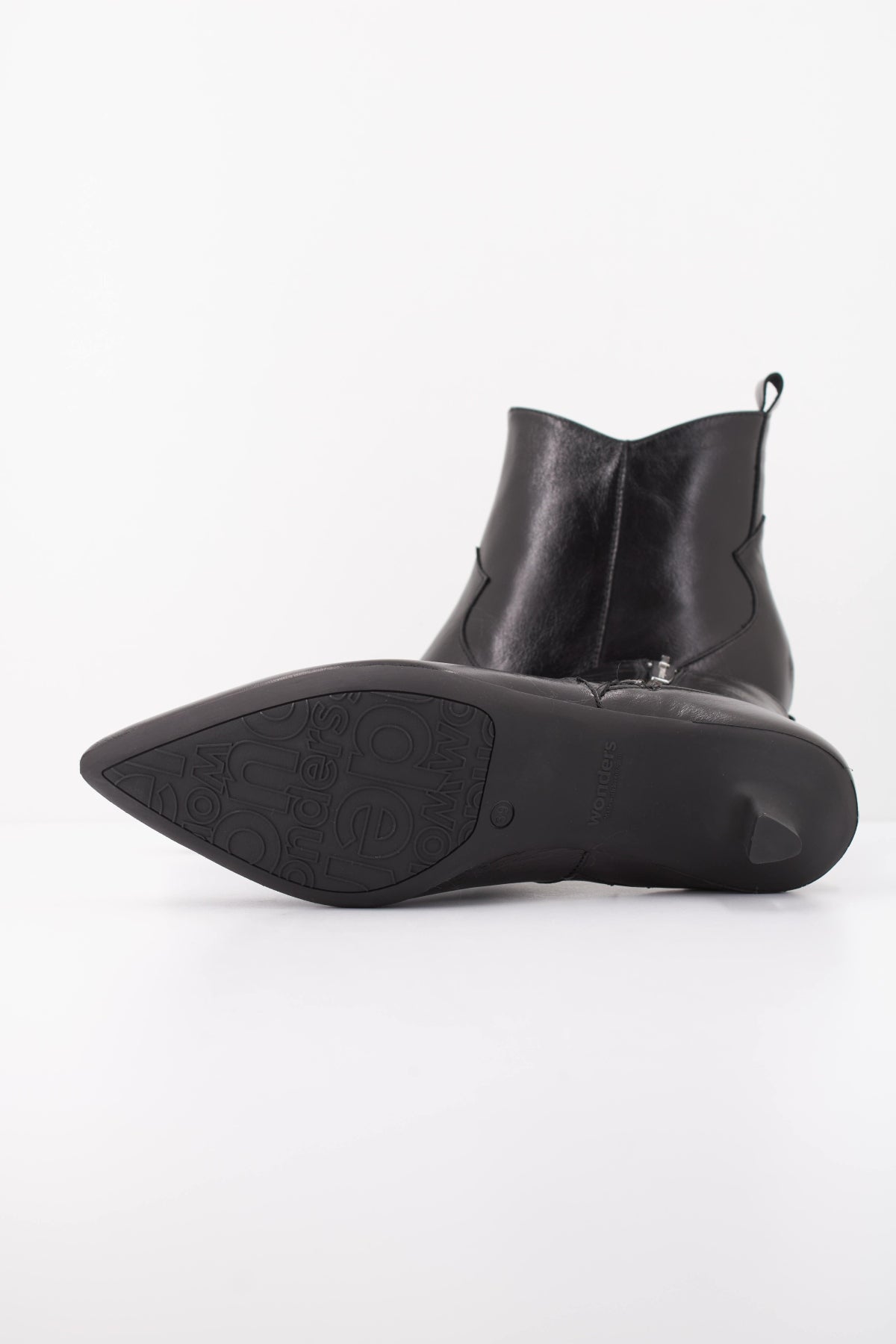 WONDERS G BOTIN TALIS en color NEGRO  (5)