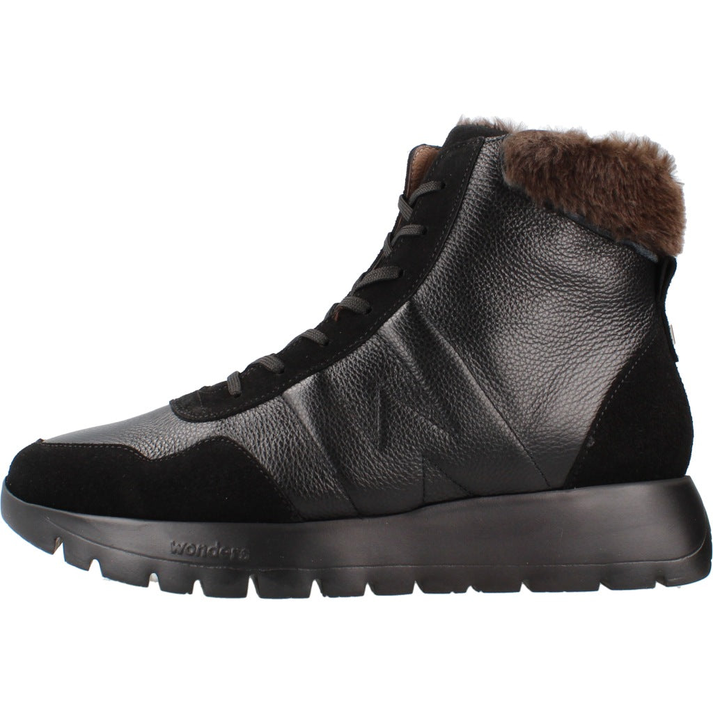 WONDERS AY BOTIN COMBINA en color NEGRO  (2)