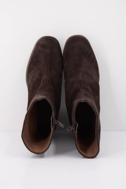 WONDERS H BOTA ISY en color TESTA  (3)