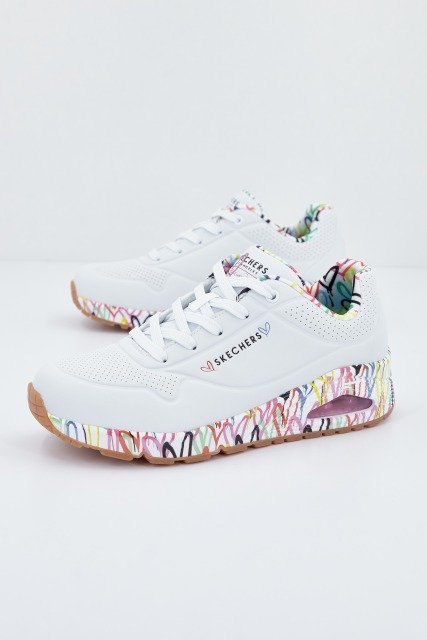 SKECHERS UNO - LOVING LOVE en color WHT  (1)