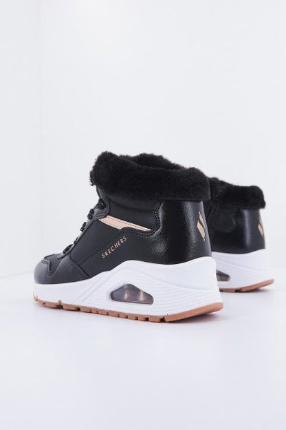 SKECHERS UNO COZY ON AIR en color BKRG  (3)