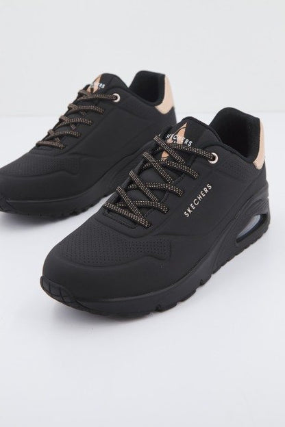 SKECHERS UNO - SHIMMER AWAY en color BBK  (2)