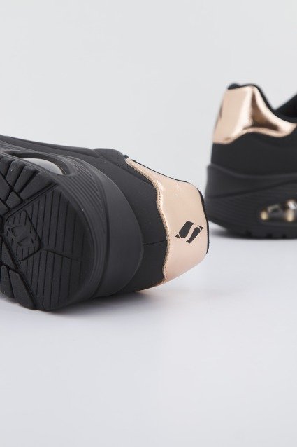SKECHERS UNO - SHIMMER AWAY en color BBK  (3)