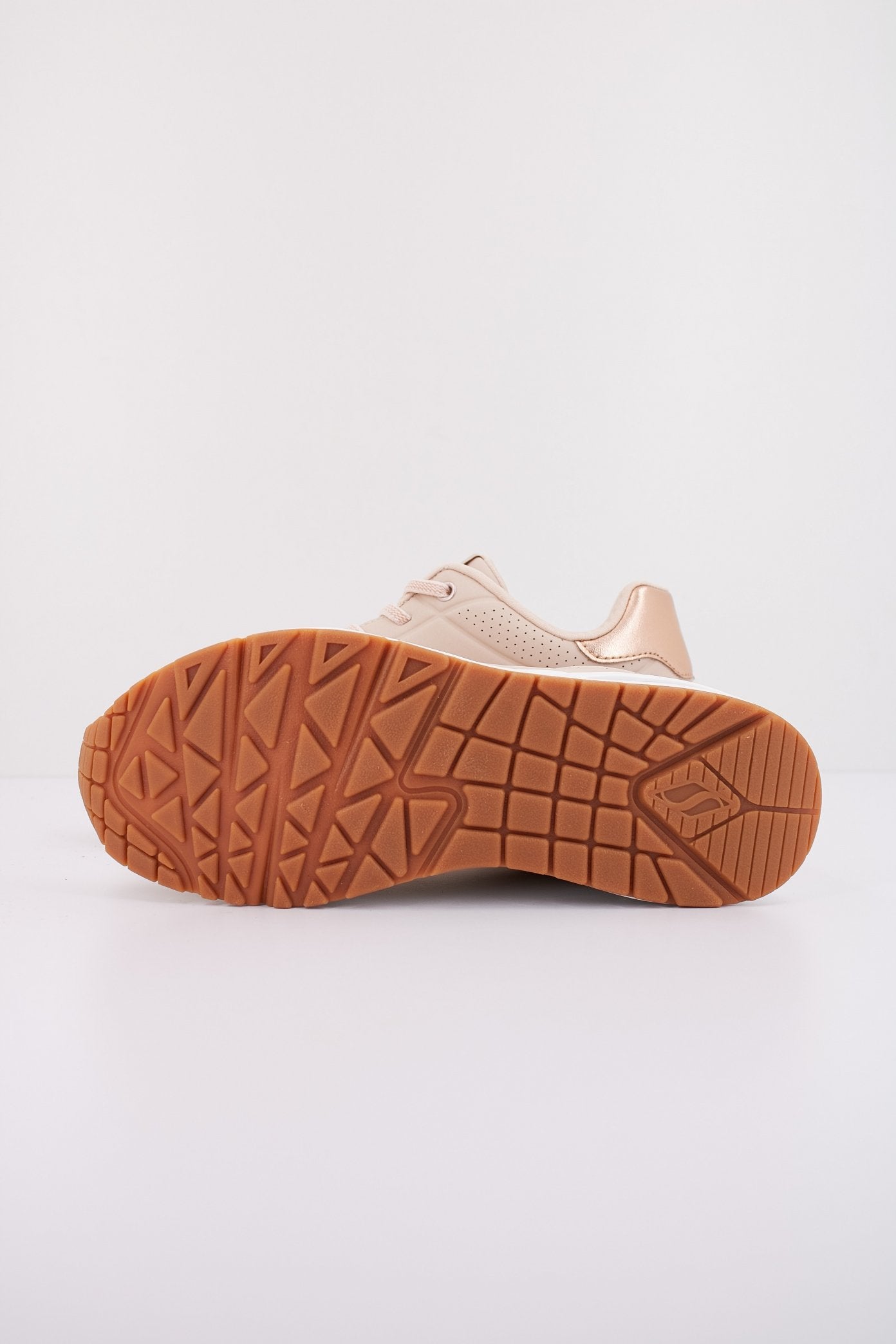 SKECHERS  UNO - SHIMMER AWAY en color NAT  (5)