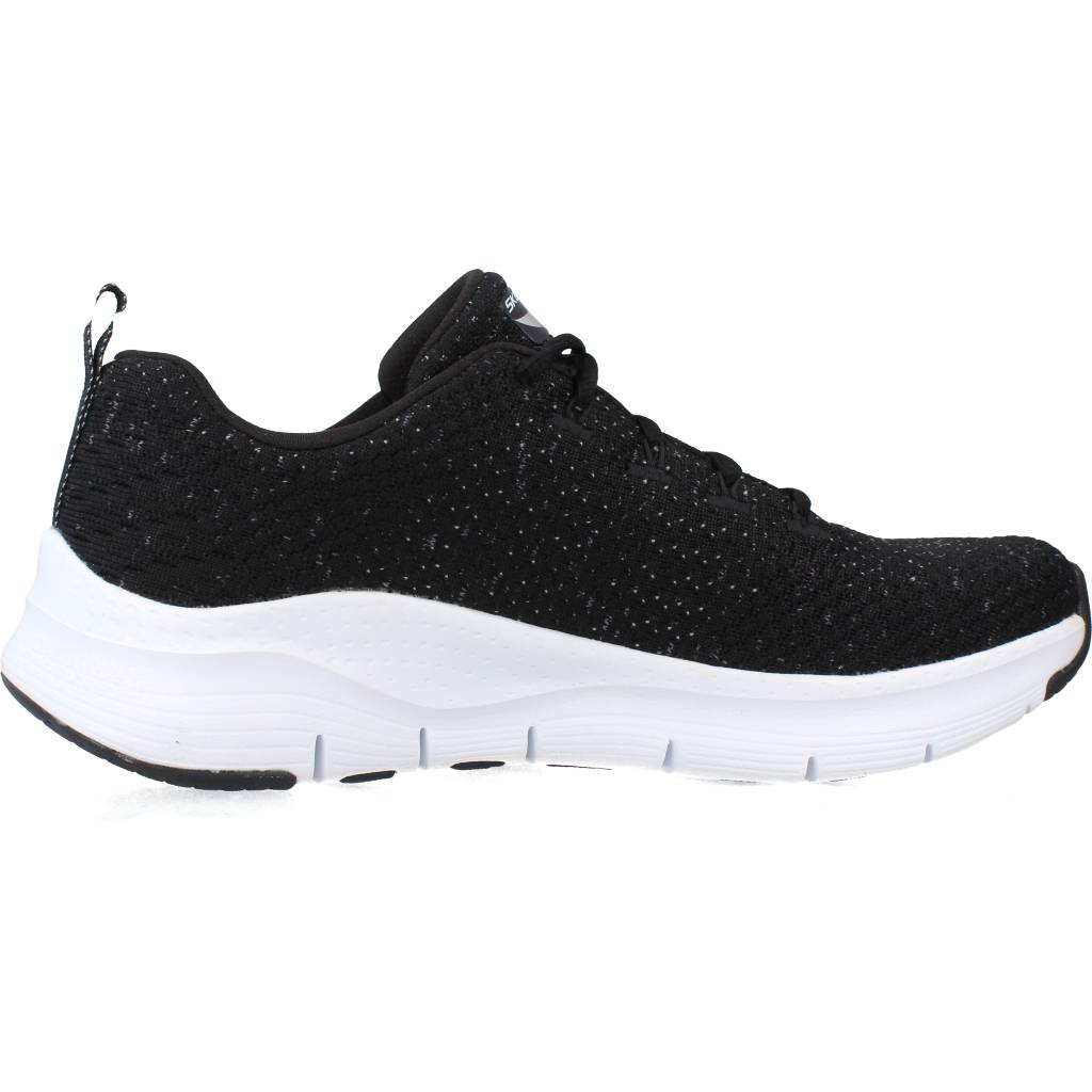 SKECHERS S en color BKW  (4)