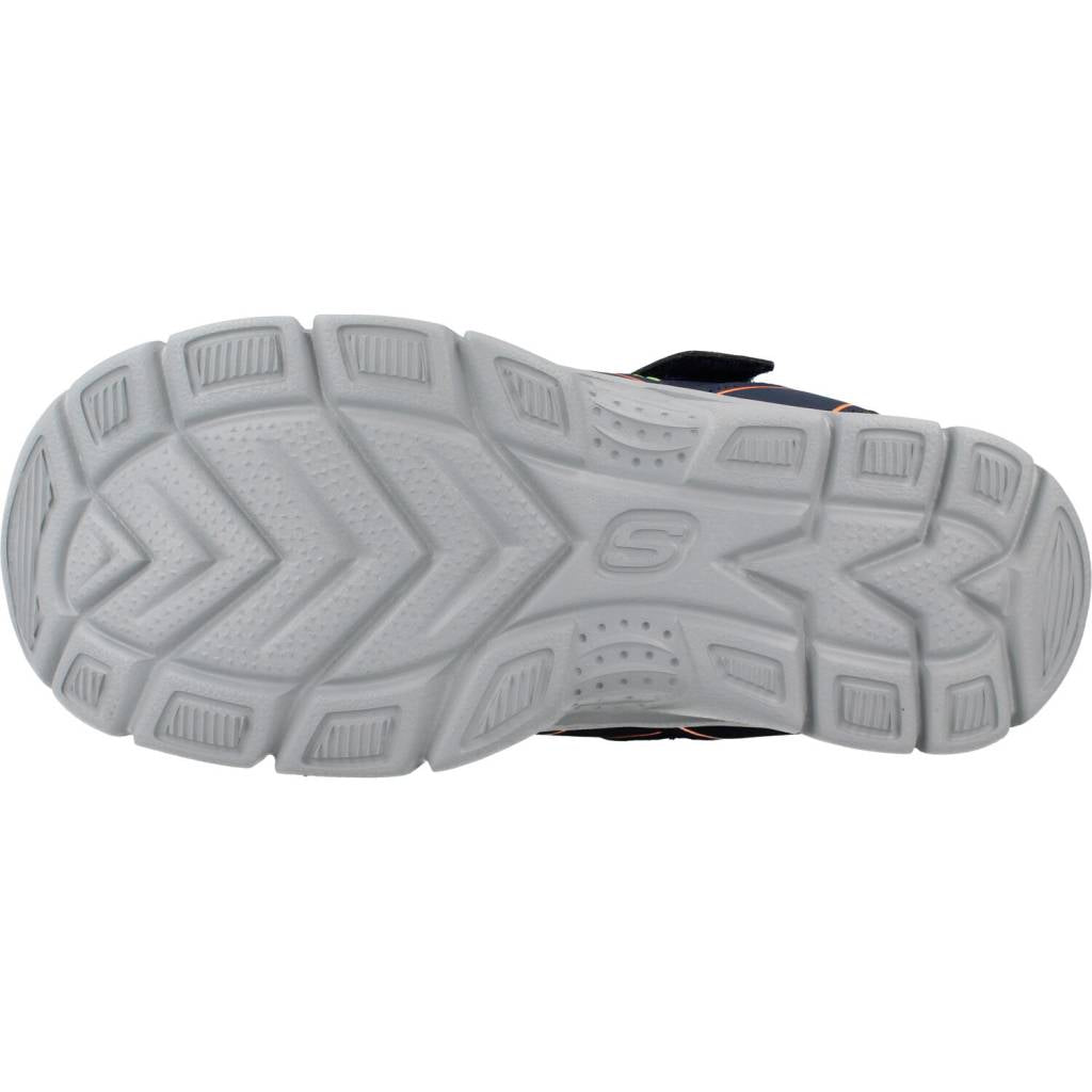 SKECHERS RELIX en color NVLM  (6)
