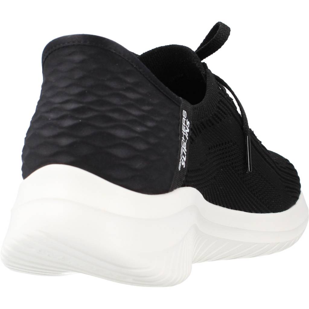 SKECHERS SLIP-INS: ULTRA FLEX en color BLK  (3)