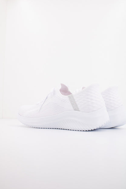 SKECHERS SLIP-INS: ULTRA FLEX en color WHT  (3)