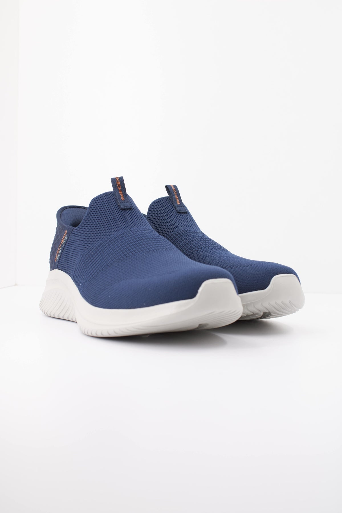 SKECHERS SLIP-INS: ULTRA FL en color NVY  (2)