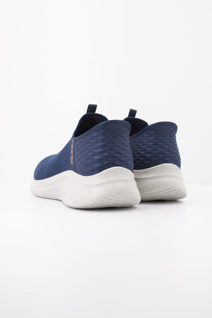 SKECHERS SLIP-INS: ULTRA FL en color NVY  (4)