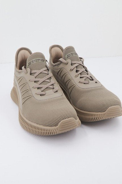 SKECHERS BOBS GEO SLIP-INS en color TPE  (1)