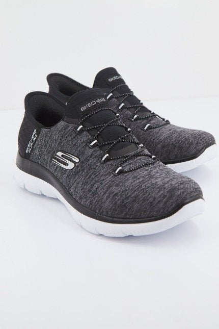 SKECHERS SLIP-INS SUMMITS- DA en color BKW  (1)