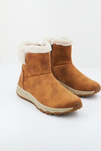 SKECHERS ESCAPE PLAN - COZY C en color CSNT  (1)