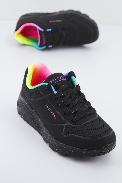SKECHERS UNO LITE en color BKMT  (1)