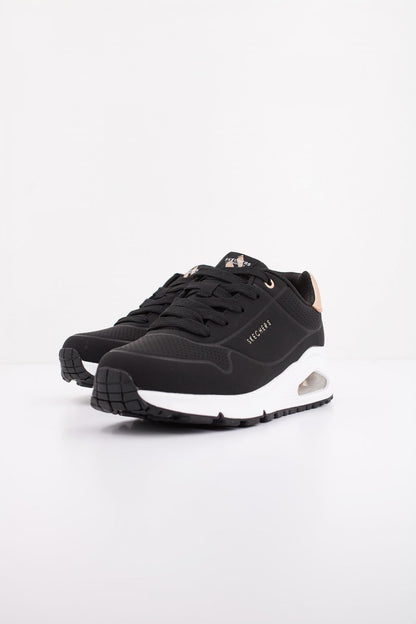 SKECHERS UNO GEN en color BLK  (2)