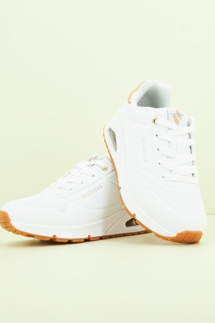 SKECHERS UNO GEN en color WHT  (1)