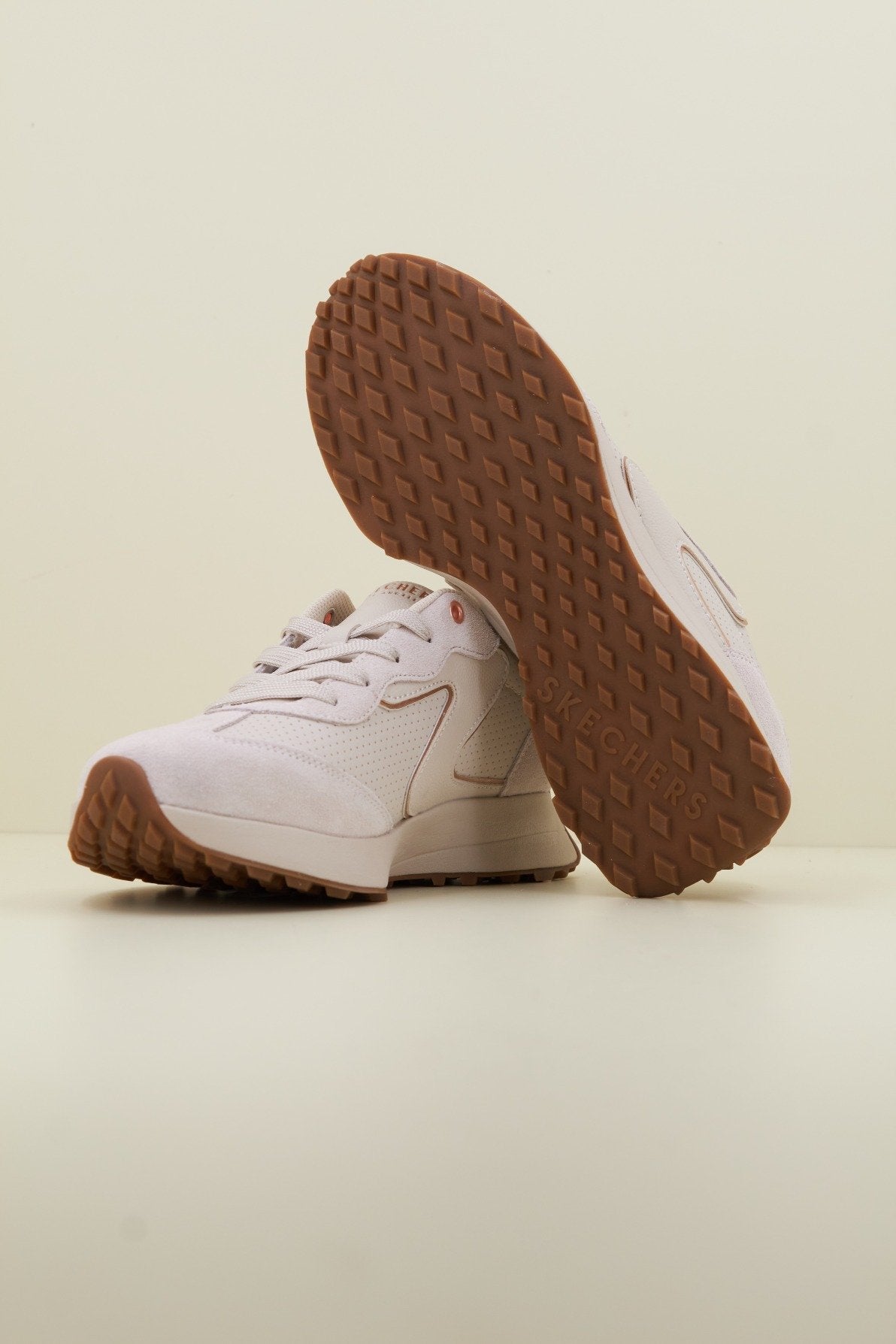 SKECHERS  en color OFWT  (4)