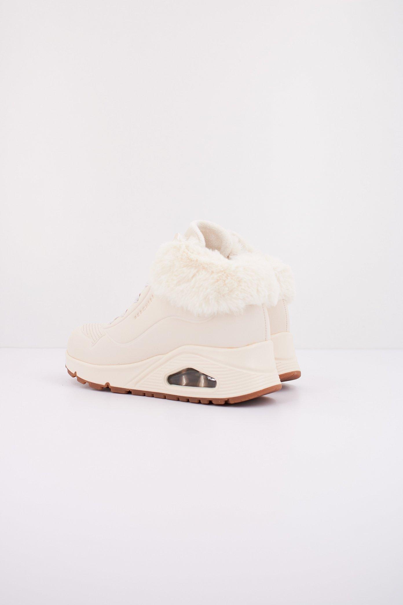 SKECHERS UNO-FALL AIR en color NAT  (4)