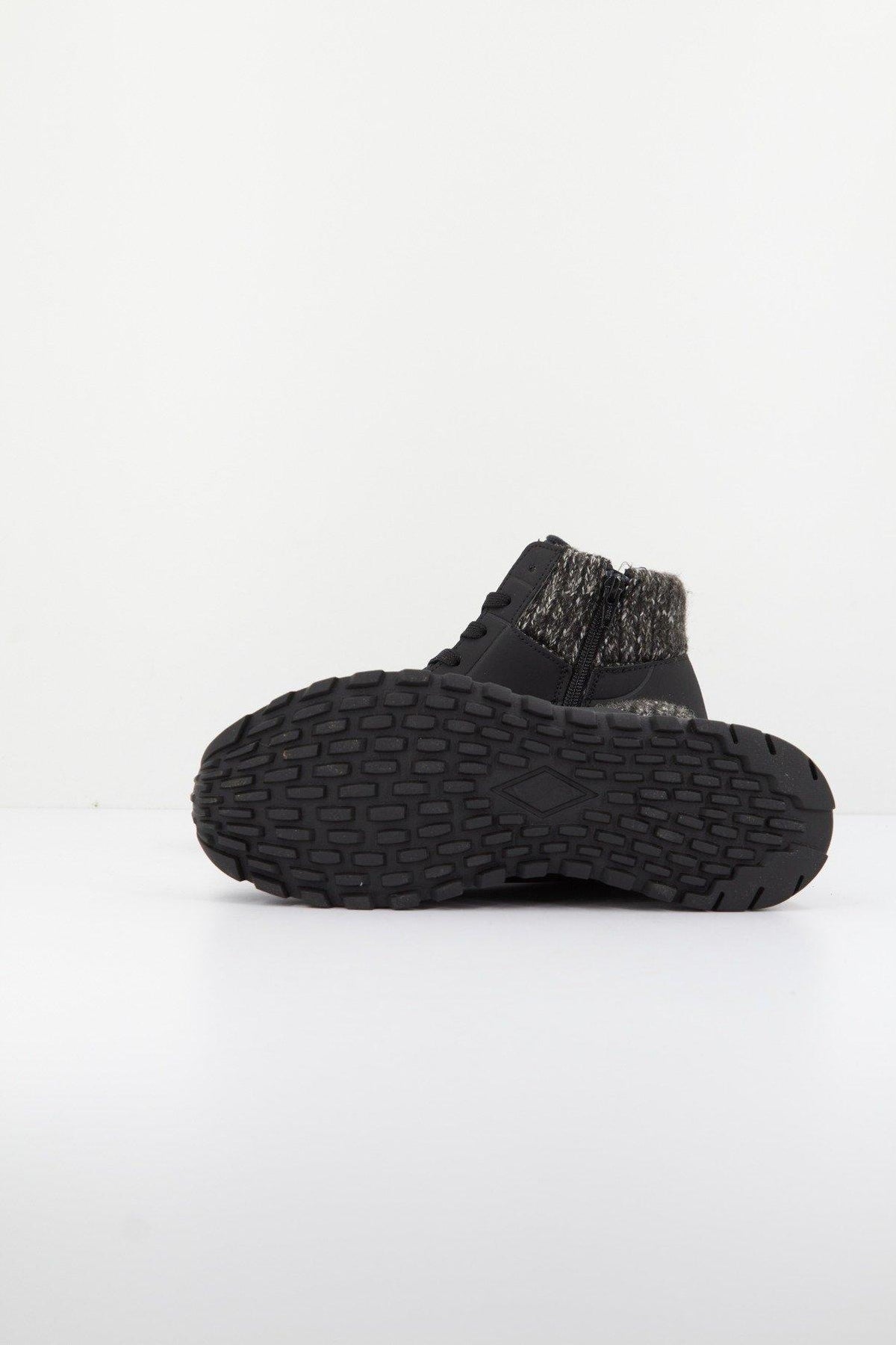 SKECHERS  en color BLK  (4)