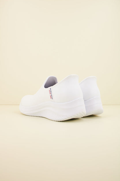 SKECHERS S  SLIP-INS en color WHT  (3)