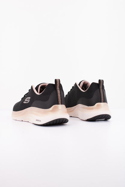 SKECHERS S  en color BKRG  (3)