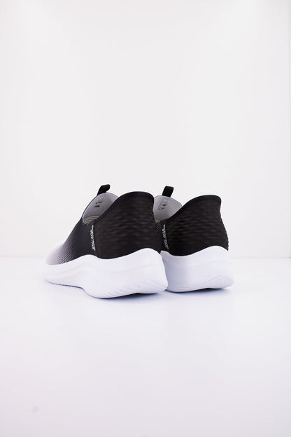SKECHERS SLIP INS S  en color BKW  (3)