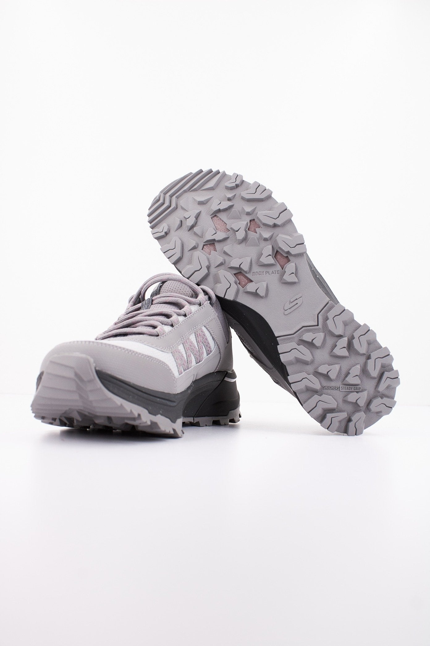 SKECHERS MAX PROTECT LEGACY en color GYCC  (4)