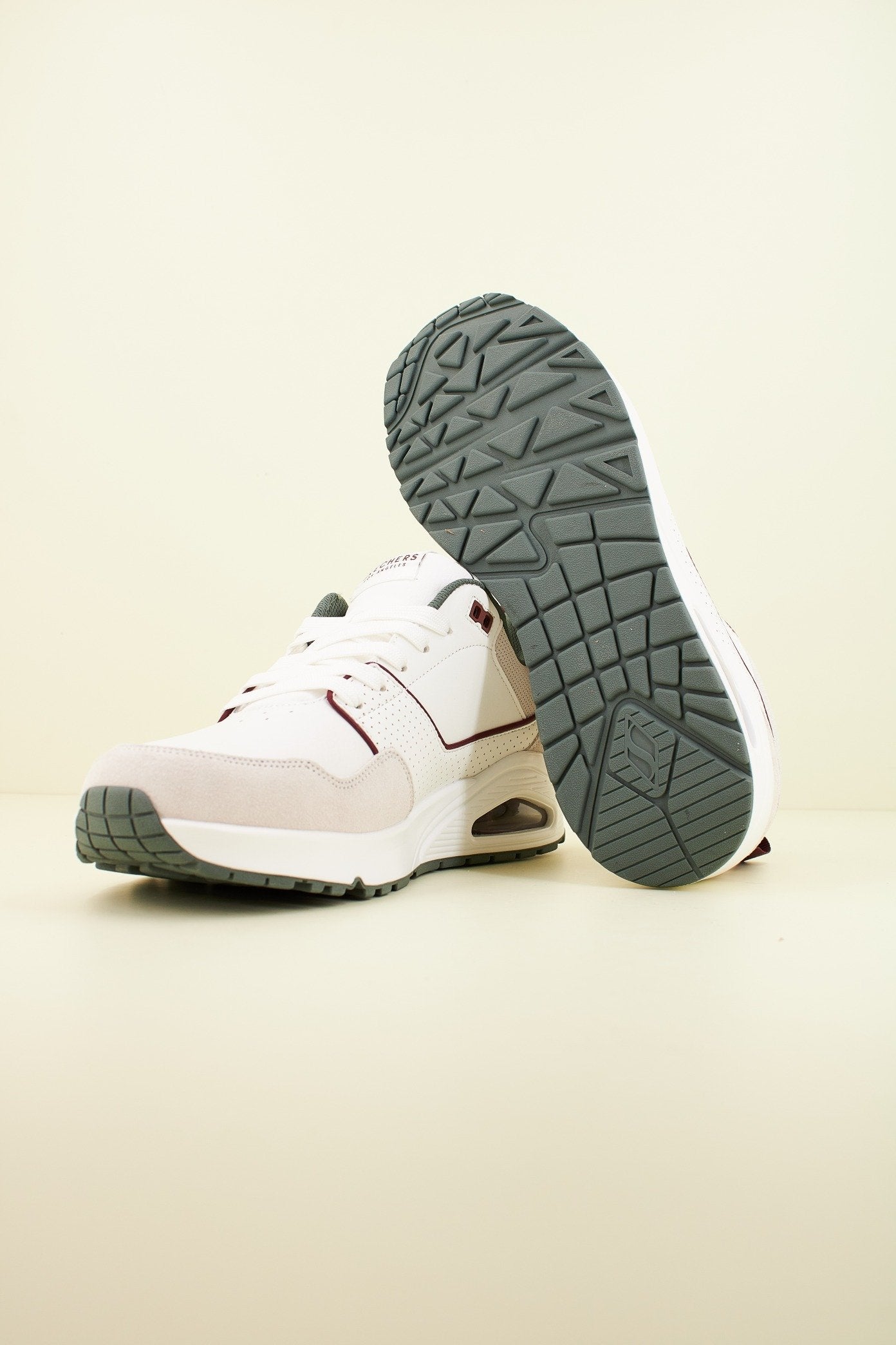 SKECHERS  UNO en color WGR  (4)