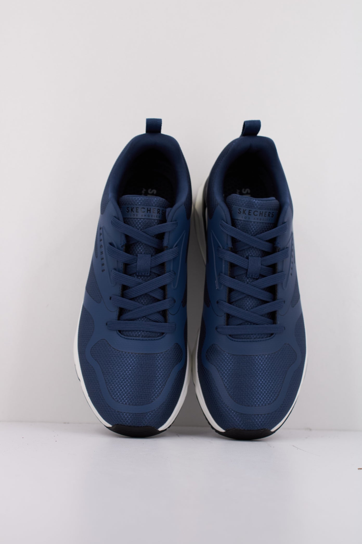 SKECHERS  TRES-AIR UNO en color NVY  (3)