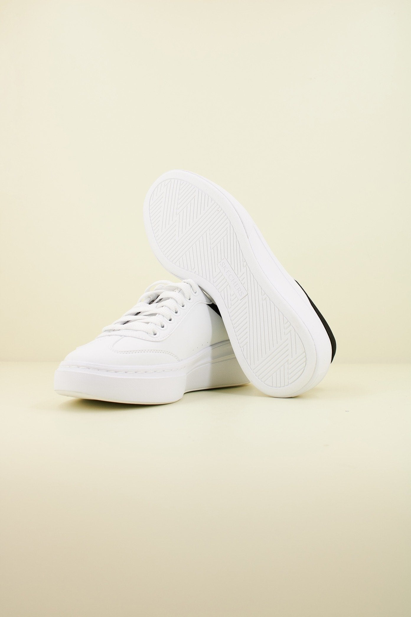 SKECHERS CORDOBA CLASSIC en color WBK  (4)