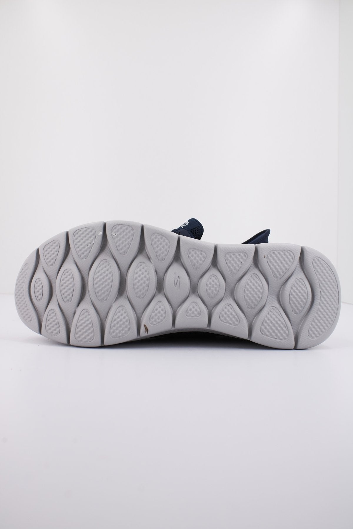 SKECHERS SLIP INS: GO WALK AR en color NVY  (4)