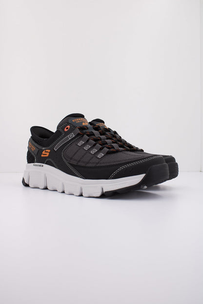 SKECHERS SUMMITS AT SLIP-INS en color GYOR  (2)