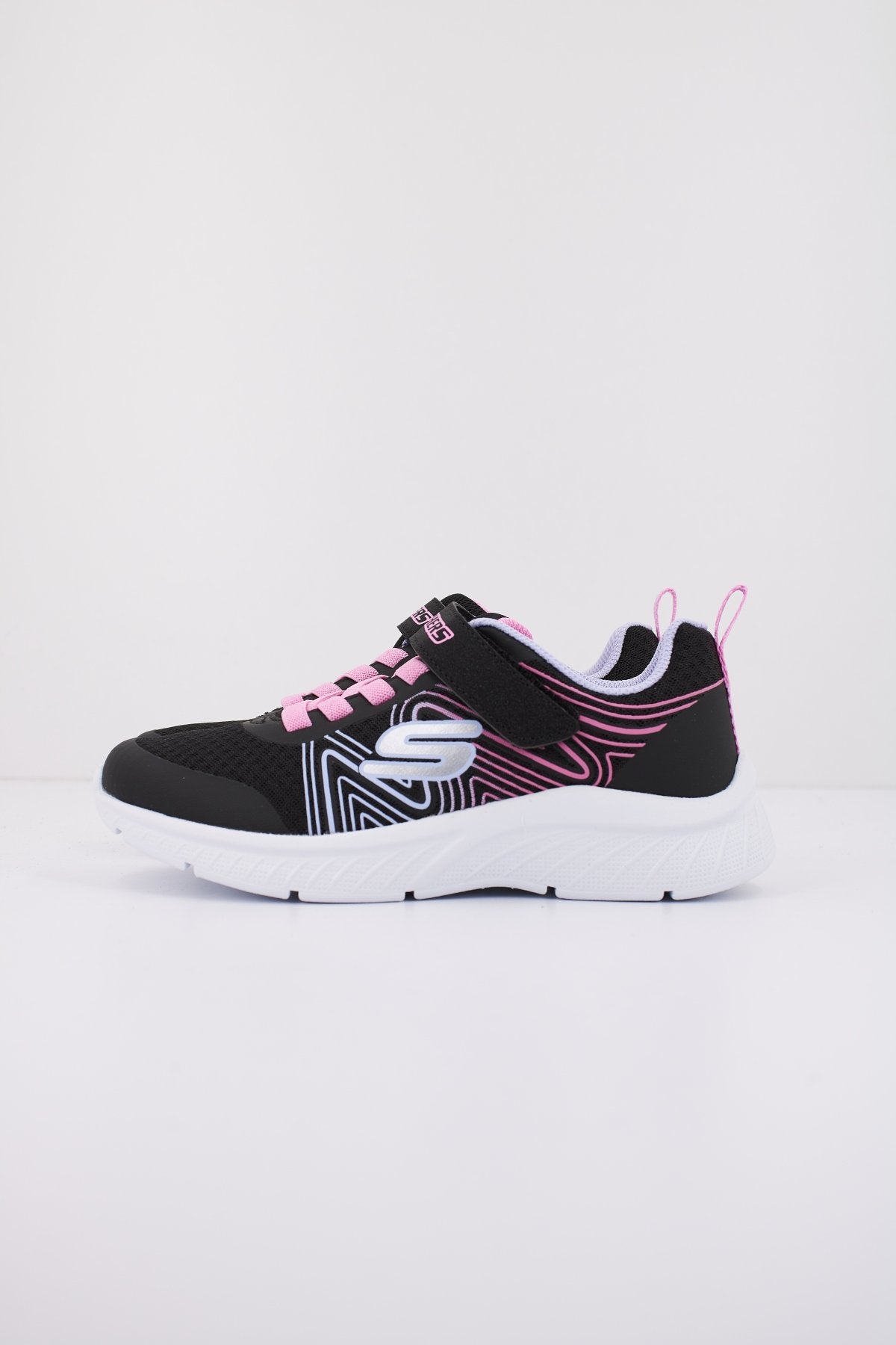 SKECHERS L en color BKMT  (1)