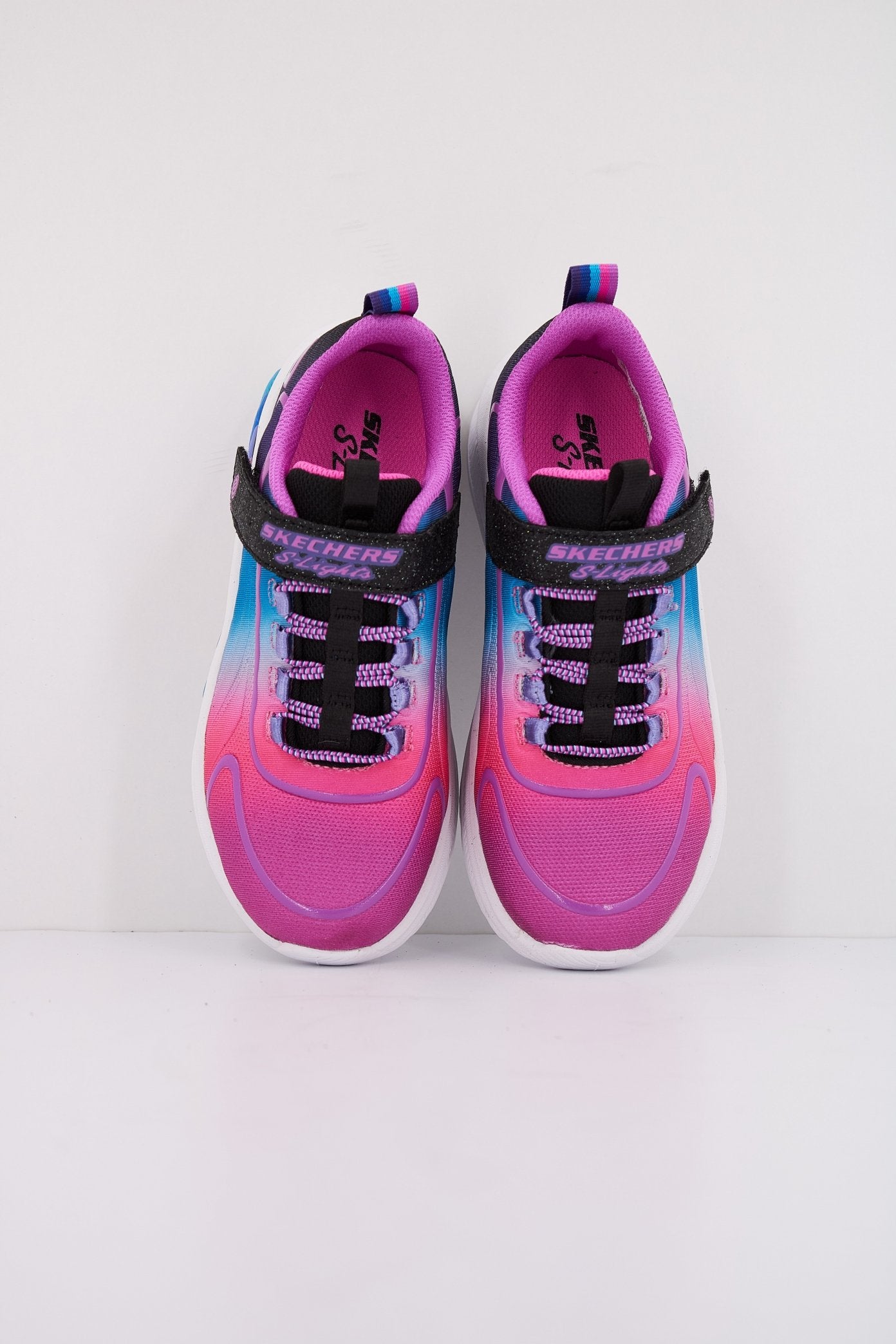 SKECHERS RAINBOW CRUISERS en color BKMT  (3)