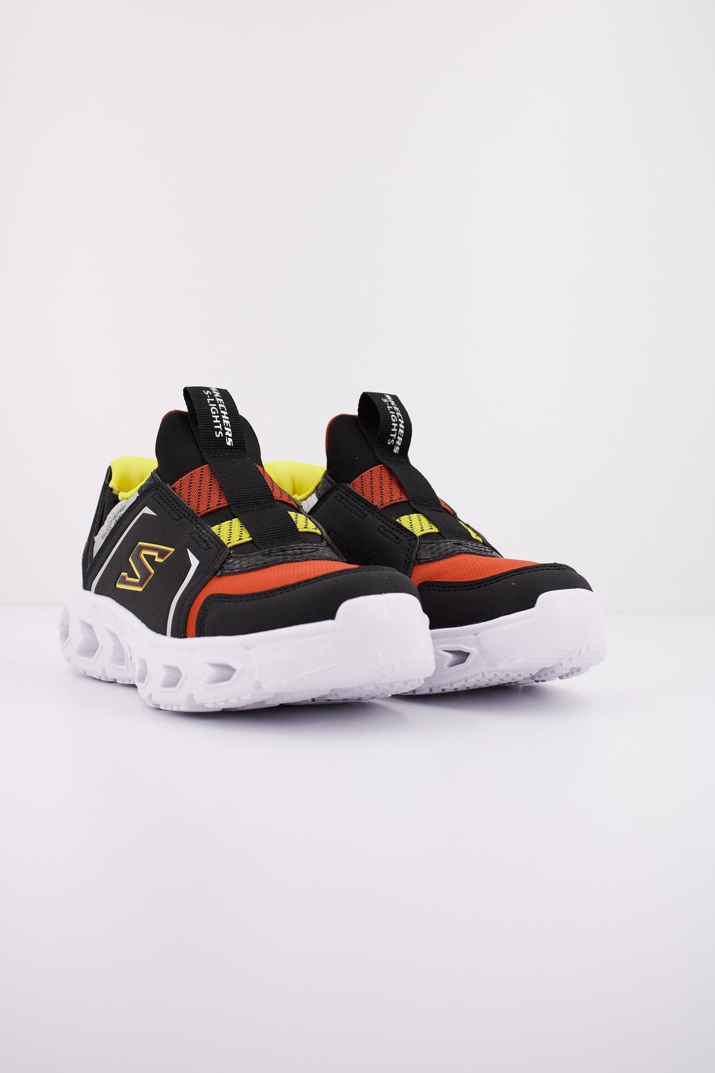 SKECHERS SLIP-INS L en color BKRD  (2)