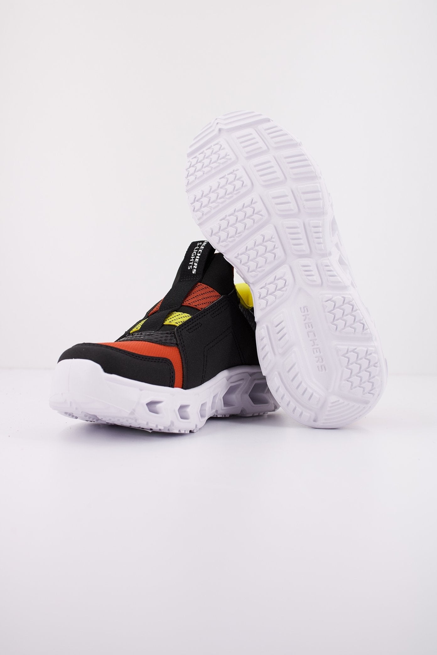 SKECHERS SLIP-INS L en color BKRD  (4)