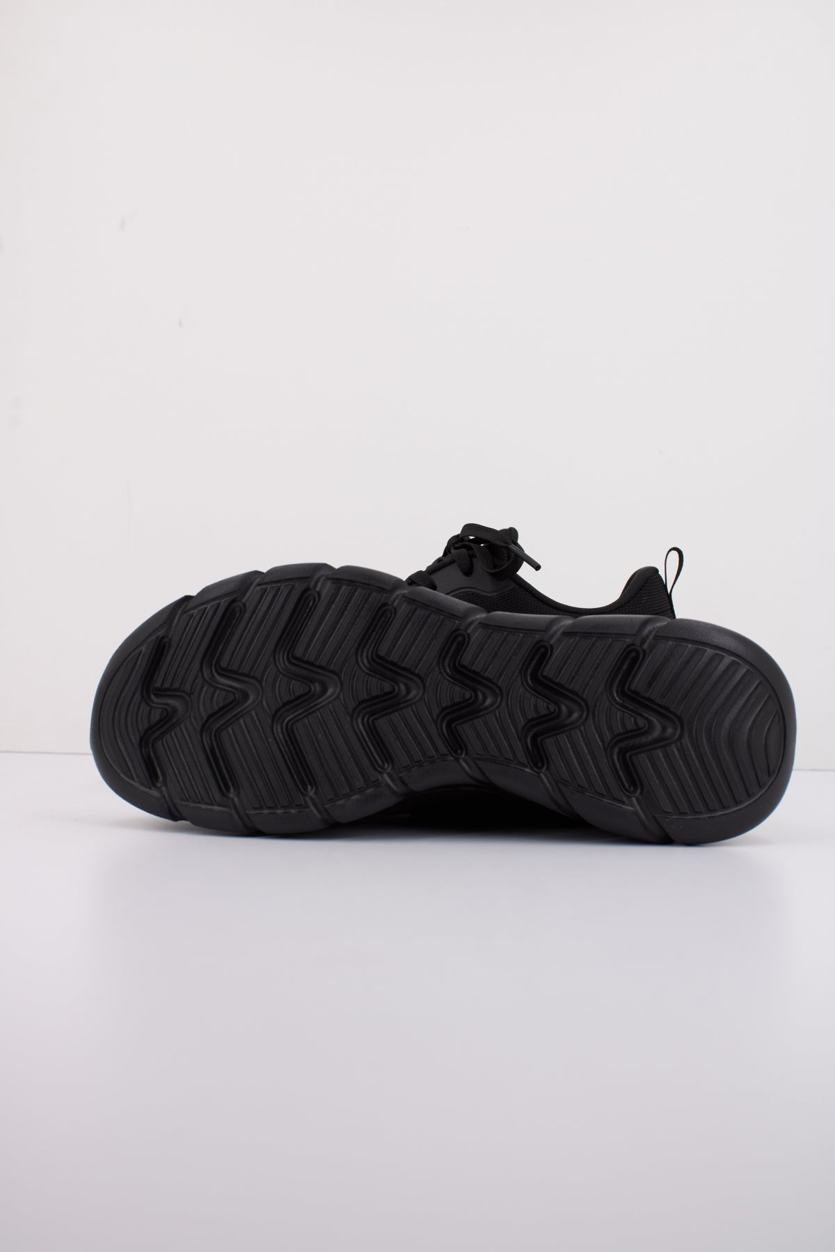 SKECHERS BOBS B FLEX HI FLYIN en color BBK  (5)