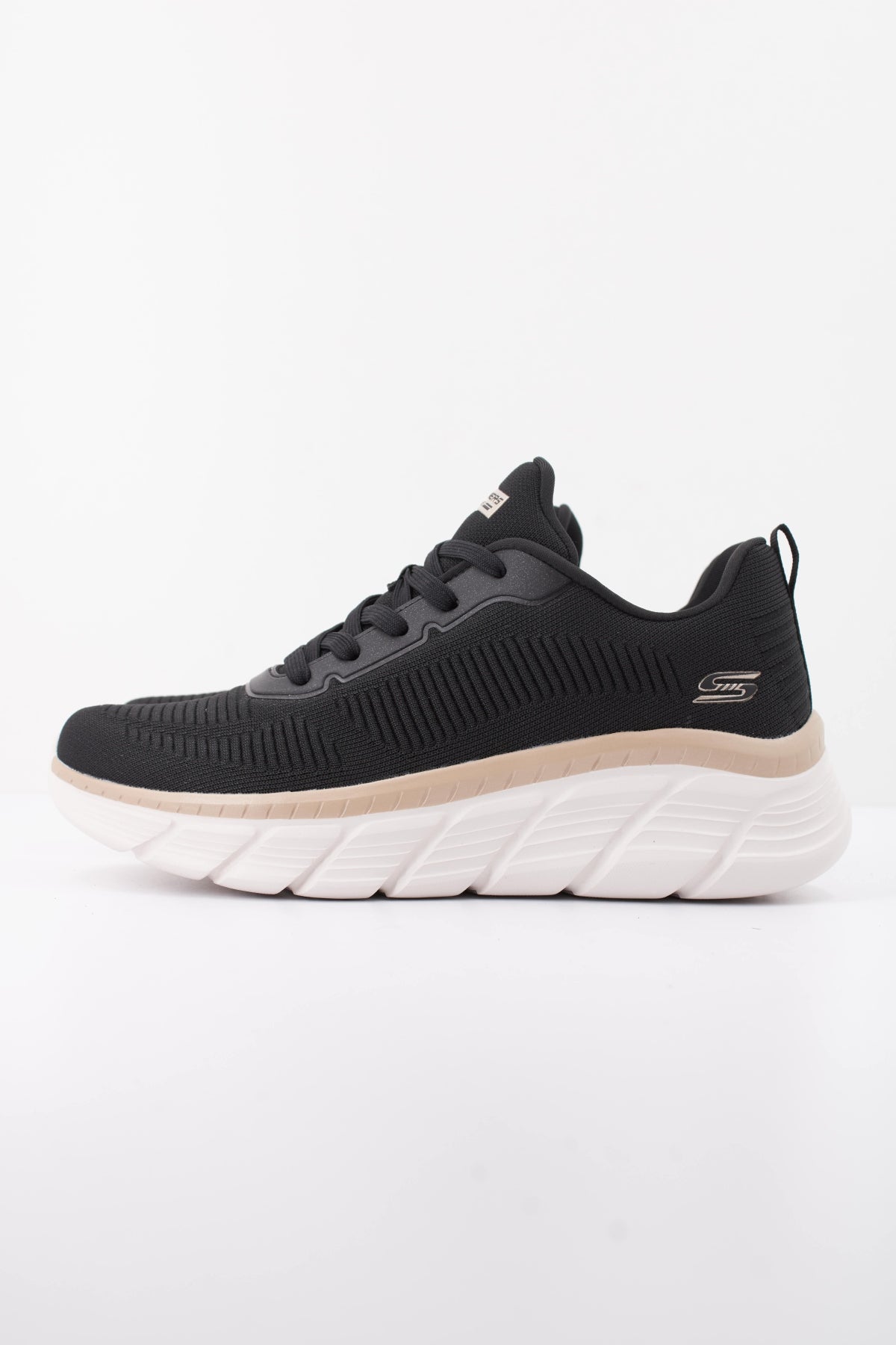 SKECHERS BOBS B FLEX HI FLYIN en color BKGD  (1)